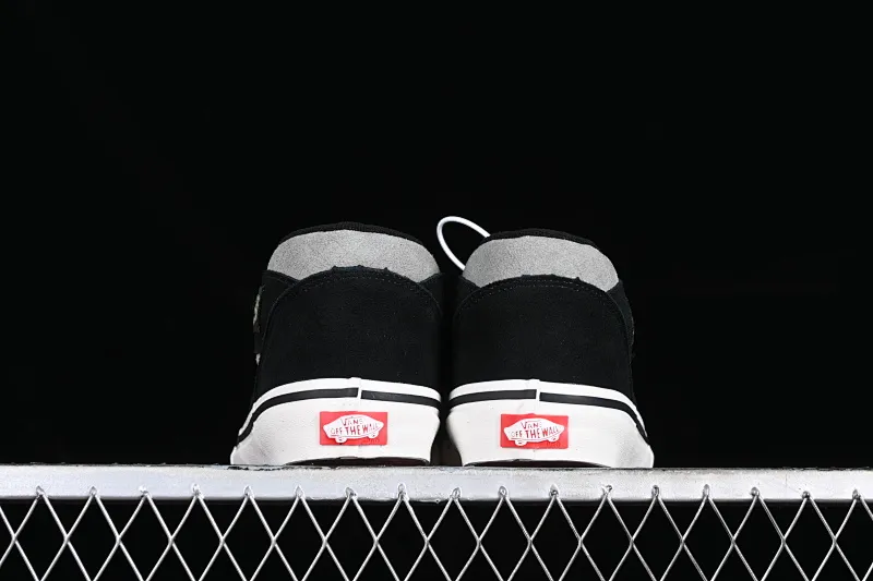 All Categories Vans Vans Series Vans Mid Vans China Vans Half Cab Pro Links Black Gray Vans Official Retro Casual Simple Versatile Skateboard Shoes VN0A38CP2LA